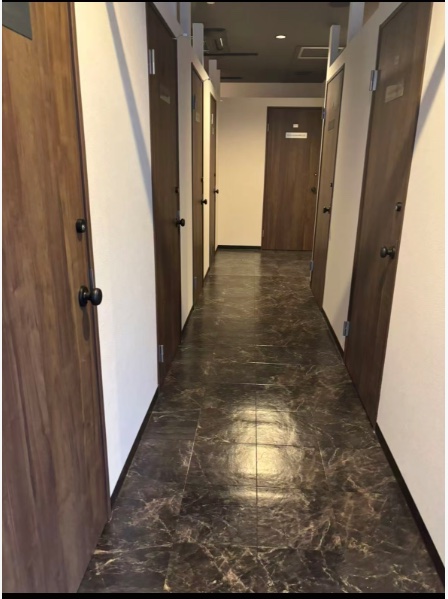 Fukuoka Kashii door corridor